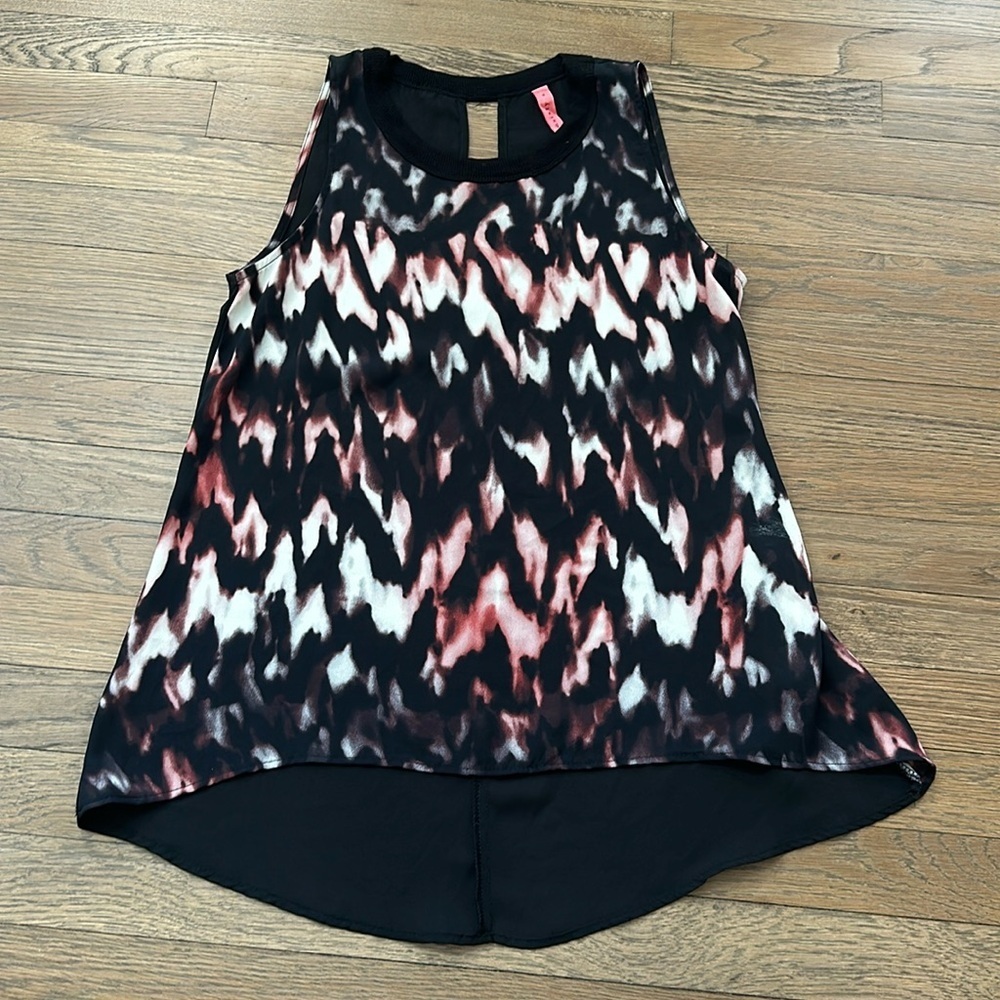 Eight Sixty Women’s Tank Top - Size Small